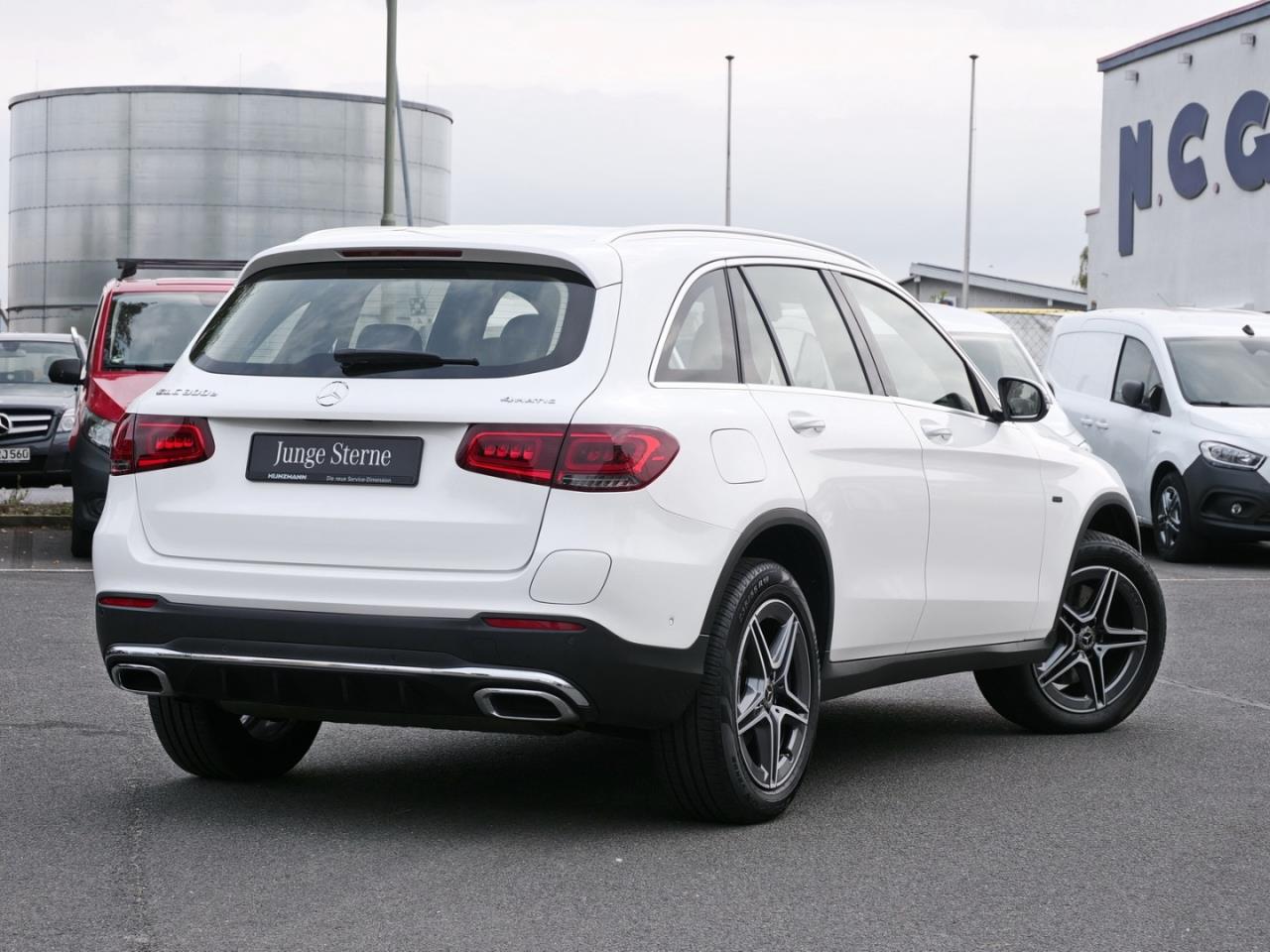 Mercedes-Benz GLC 300 e 4M AMG Navi Kamera Sitzkomfort-Paket