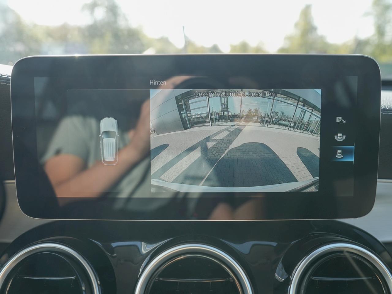 Mercedes-Benz GLC 300 e 4M AMG MBUX-Navi Klima Kamera Keyless