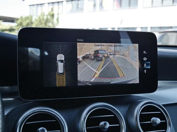 Mercedes-Benz GLC 300 e 4M AMG Kamera Burmester Easy-Pack AHK