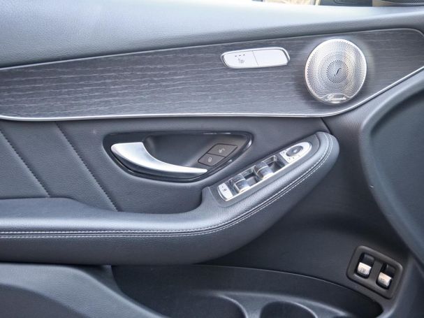 Mercedes-Benz GLC 300 e 4M AMG Kamera Burmester Easy-Pack AHK