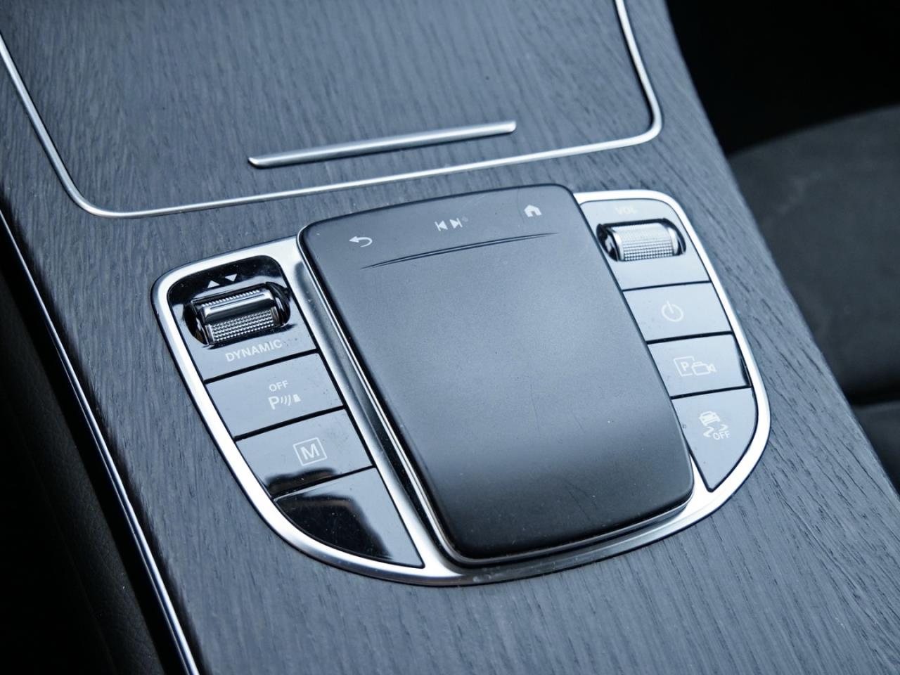 Mercedes-Benz GLC 300 e 4M AMG Kamera Burmester Easy-Pack AHK