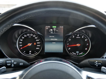 Mercedes-Benz GLC 300 e 4M AMG Kamera Burmester Easy-Pack AHK