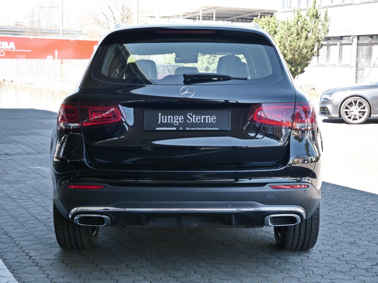 Mercedes-Benz GLC 300 e 4M AMG Kamera Burmester Easy-Pack AHK