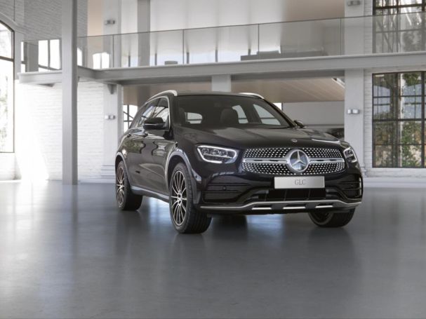 Mercedes-Benz GLC 300 e 4M AMG Kamera Burmester Easy-Pack AHK