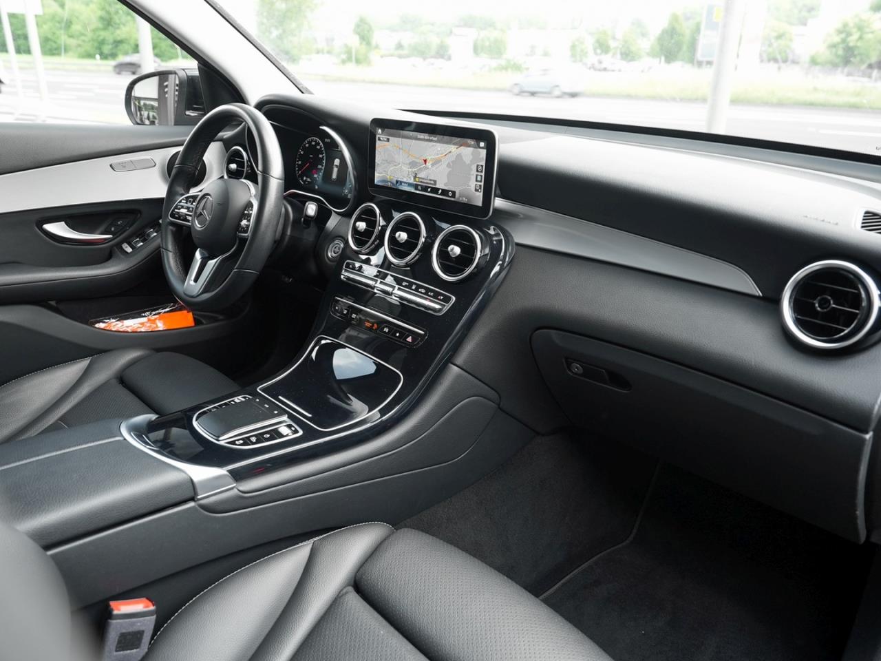 Mercedes-Benz GLC 300 e 4M MBUX Navi Kamera Park-Paket