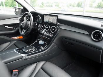 Mercedes-Benz GLC 300 e 4M MBUX Navi Kamera Park-Paket
