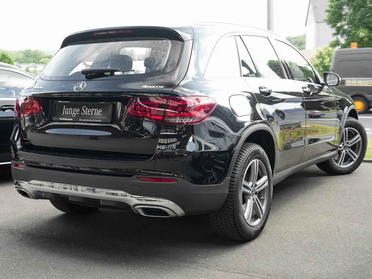 Mercedes-Benz GLC 300 e 4M MBUX Navi Kamera Park-Paket