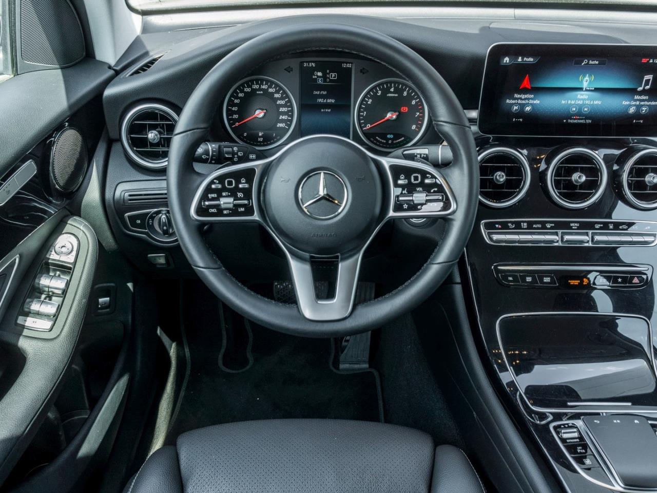 Mercedes-Benz GLC 300 e 4M MBUX Navi+ Easypack 360° AHK