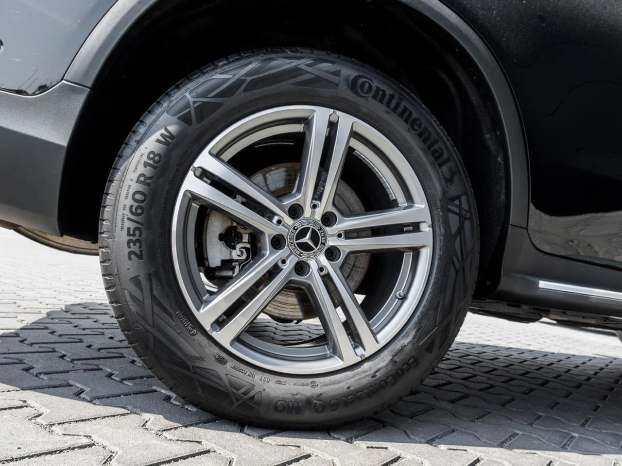 Mercedes-Benz GLC 300 e 4M MBUX Navi+ Easypack 360° AHK