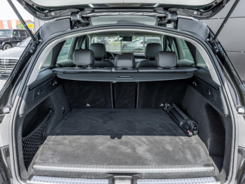 Mercedes-Benz GLC 300 e 4M MBUX Navi+ Easypack 360° AHK