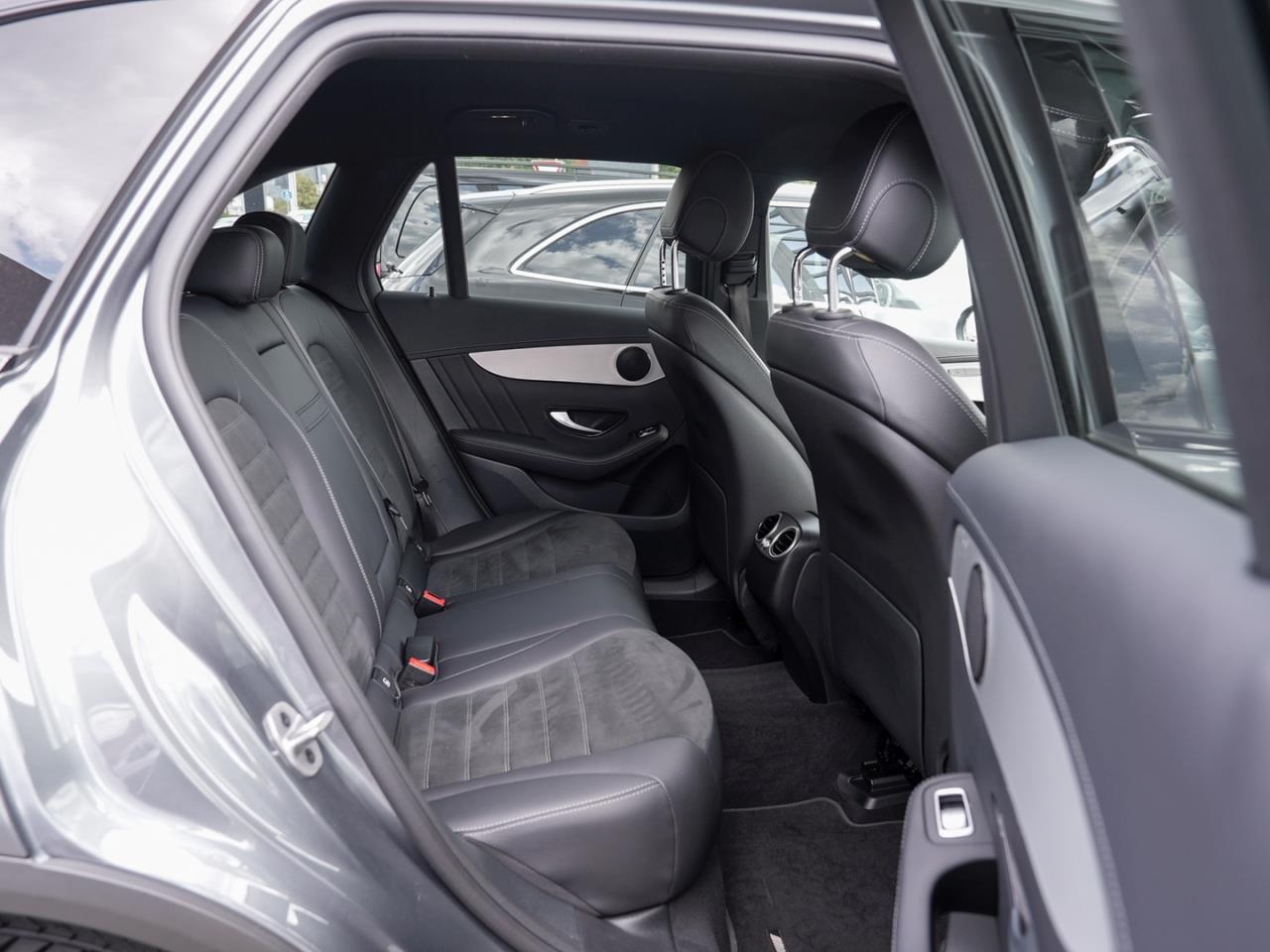 Mercedes-Benz GLC 300 e 4M AMG Night Navi AHK Kamera Easy-Pack