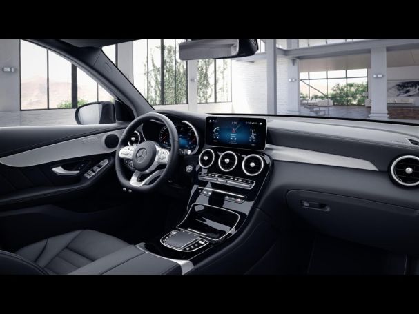 Mercedes-Benz GLC 300 e 4M AMG Night Navi AHK Kamera Easy-Pack