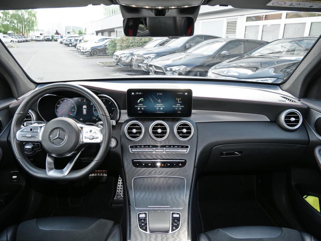 Mercedes-Benz GLC 400 d 4M AMG Night Standhzg Panorama 360°
