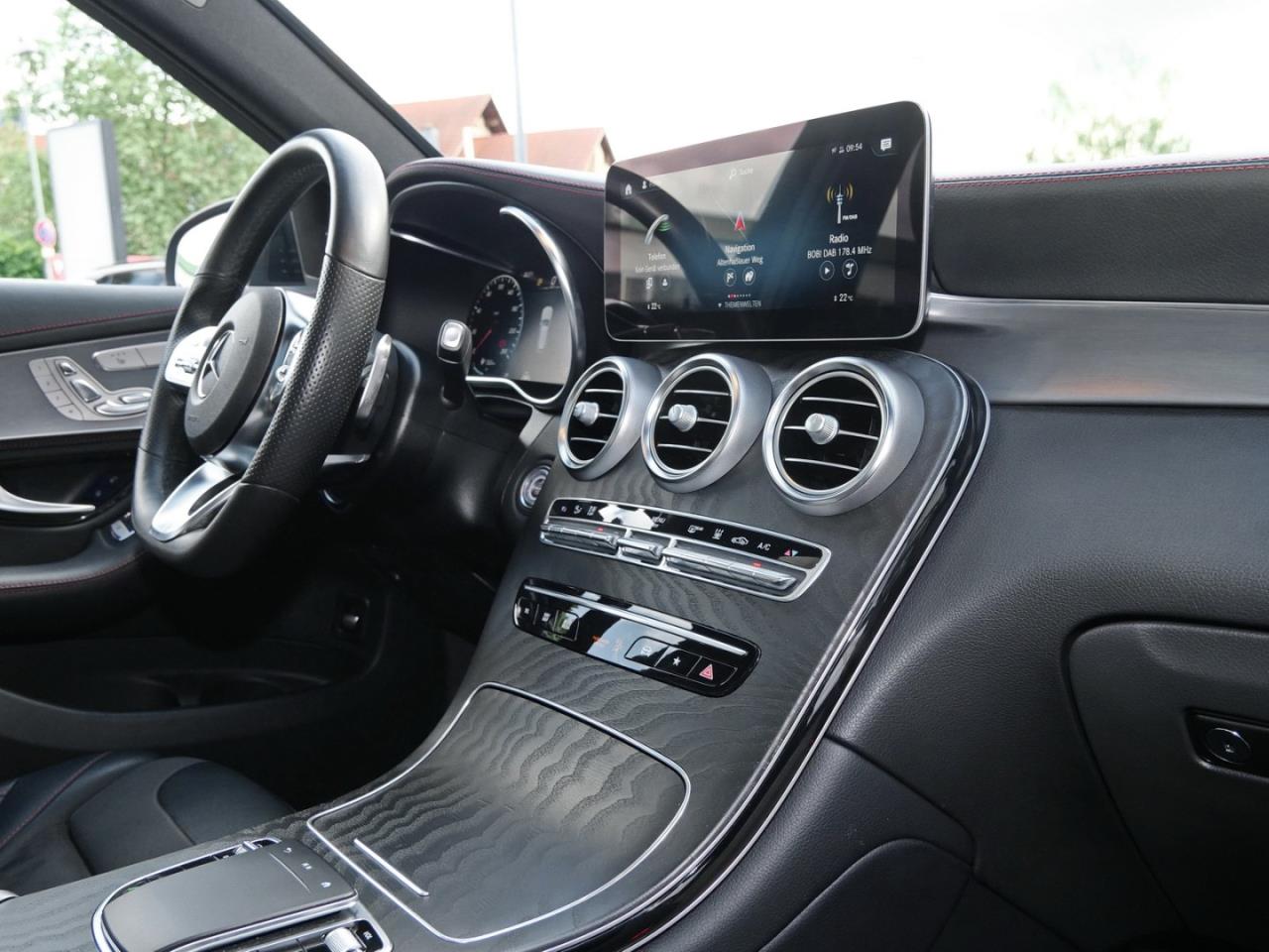 Mercedes-Benz GLC 400 d 4M AMG Night Standhzg Panorama 360°