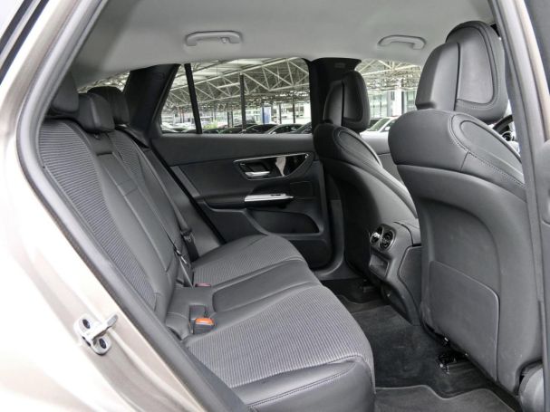Mercedes-Benz GLC 200 4M Avantgarde Ambiente Kamera AHK EasyP