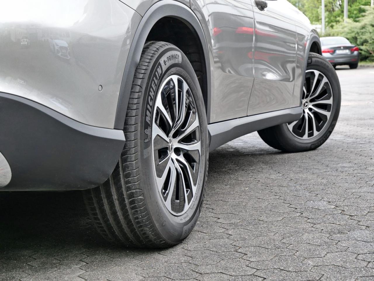 Mercedes-Benz GLC 200 4M Avantgarde Ambiente Kamera AHK EasyP