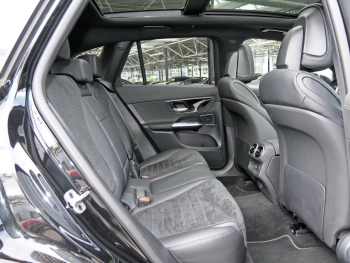 Mercedes-Benz GLC 200 4M AMG Night Distronic Panorama Kamera