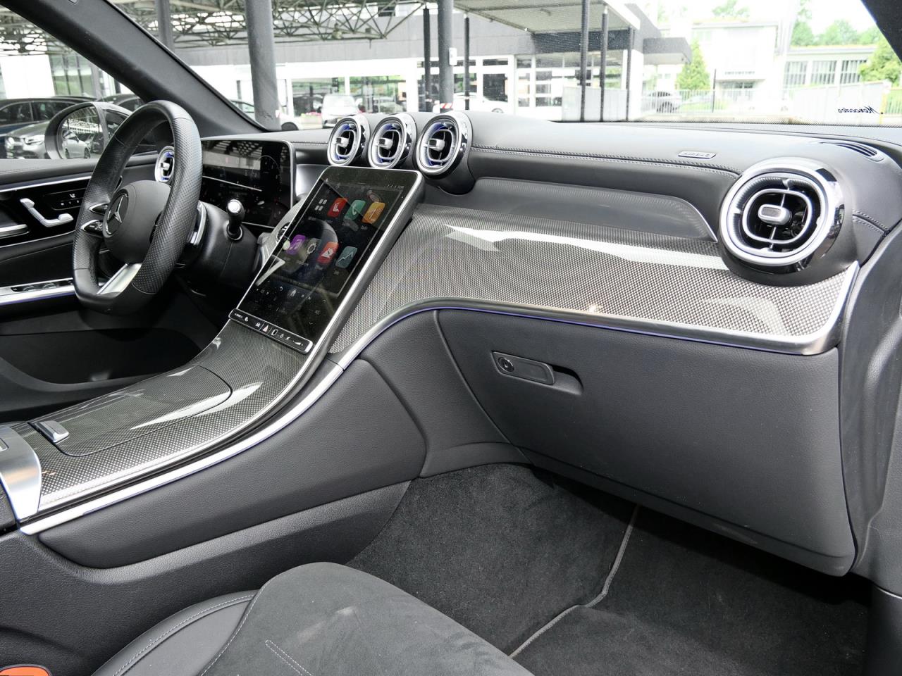 Mercedes-Benz GLC 200 4M AMG Night Distronic Panorama Kamera