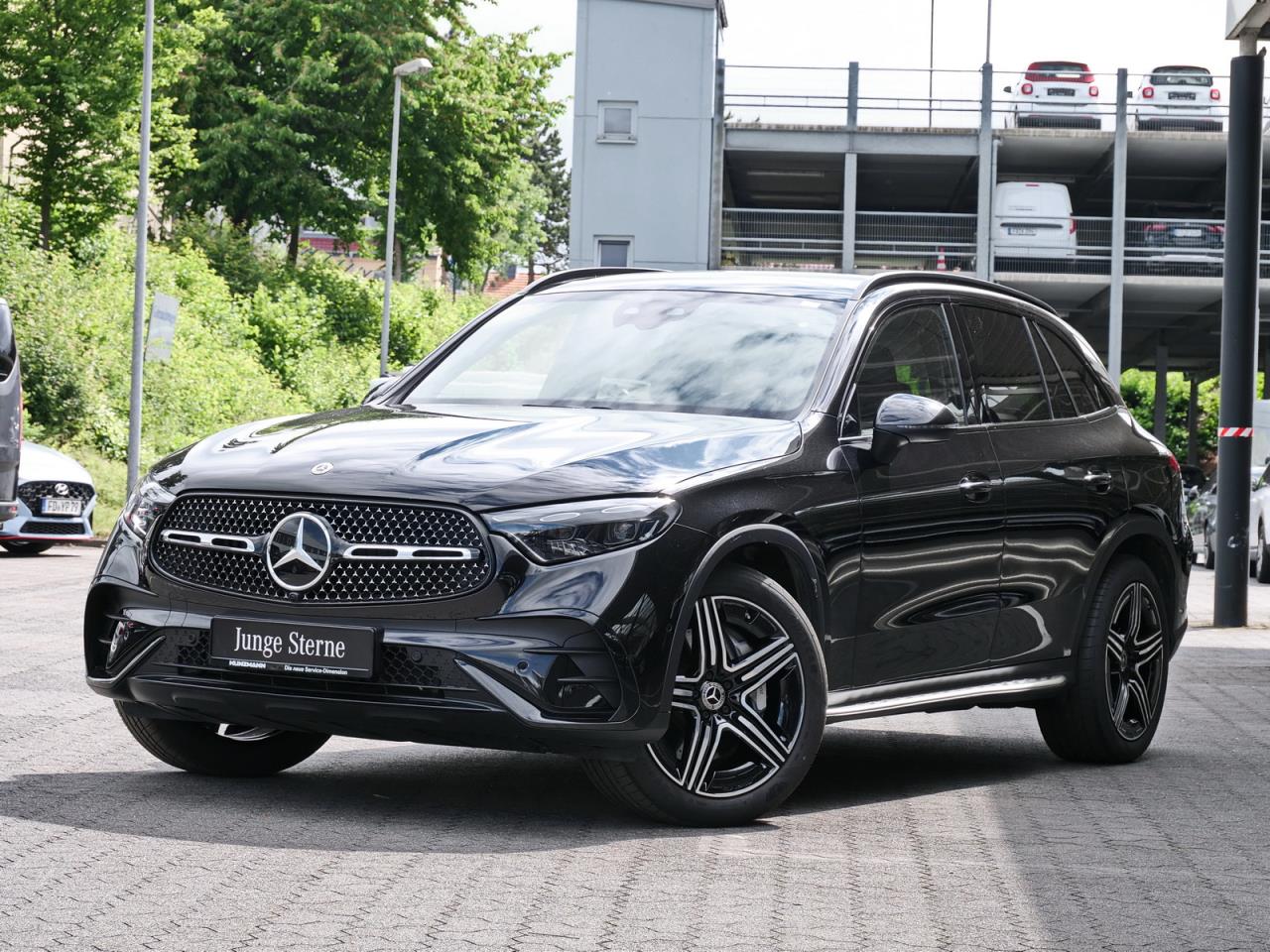 Mercedes-Benz GLC 200 4M AMG Night Distronic Panorama Kamera