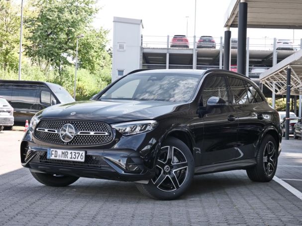 Mercedes-Benz GLC 200 4MATIC AMG Night Distronic AHK Memory
