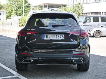 Mercedes-Benz GLC 200 4MATIC AMG Night Distronic AHK Memory
