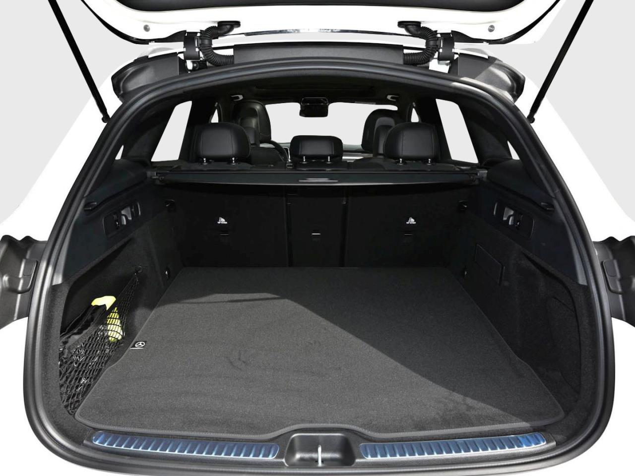 Mercedes-Benz GLC 200 4MATIC AMG Night Panorama 360° AHK