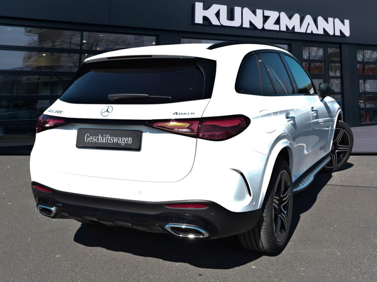 Mercedes-Benz GLC 200 4MATIC AMG Night Distronic Panorama AHK