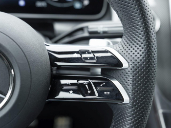 Mercedes-Benz GLC 220 d 4M AMG Distronic Memory 360? AHK