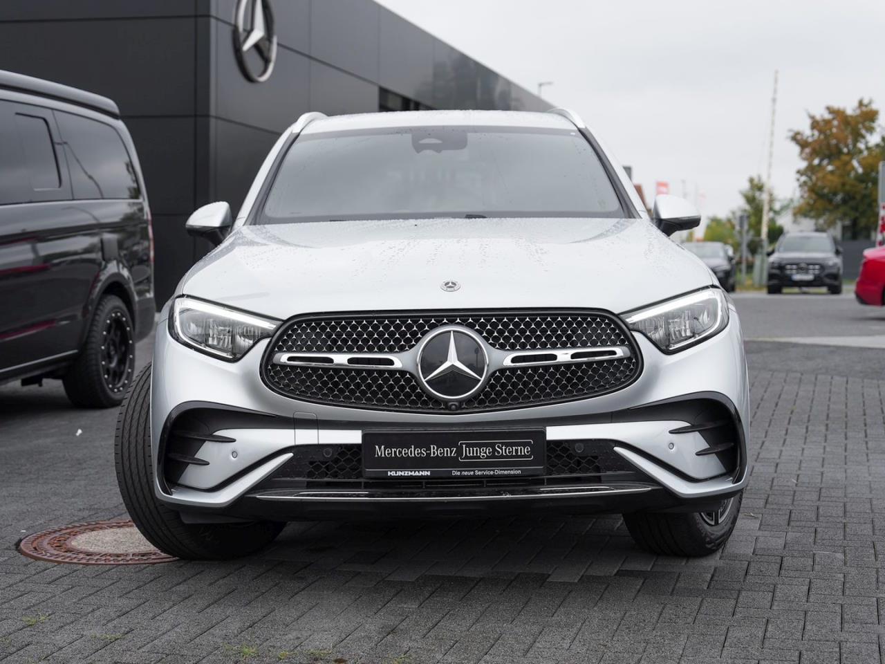 Mercedes-Benz GLC 220 d 4M AMG Distronic Memory 360? AHK