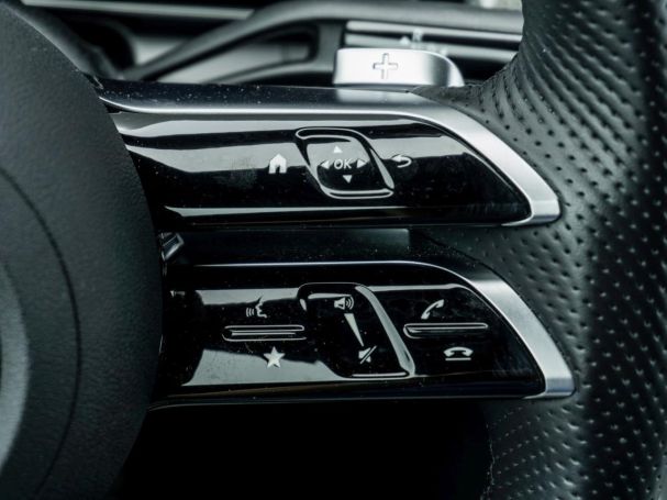 Mercedes-Benz GLC 220 d 4M AMG Night Panorama Kamera AHK