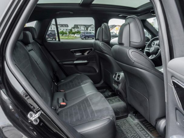 Mercedes-Benz GLC 220 d 4M AMG Night Panorama Kamera AHK