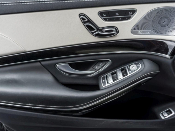 Mercedes-Benz GLC 220 d 4M AMG Night Panorama Kamera AHK