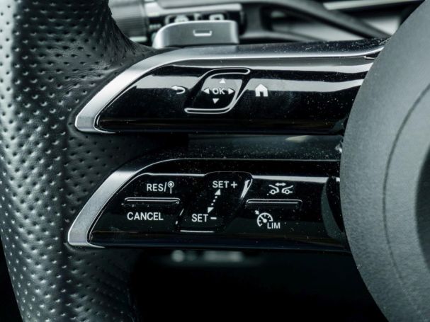 Mercedes-Benz GLC 220 d 4M AMG Night Panorama Kamera AHK