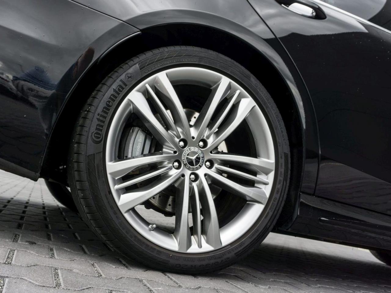 Mercedes-Benz GLC 220 d 4M AMG Night Panorama Kamera AHK