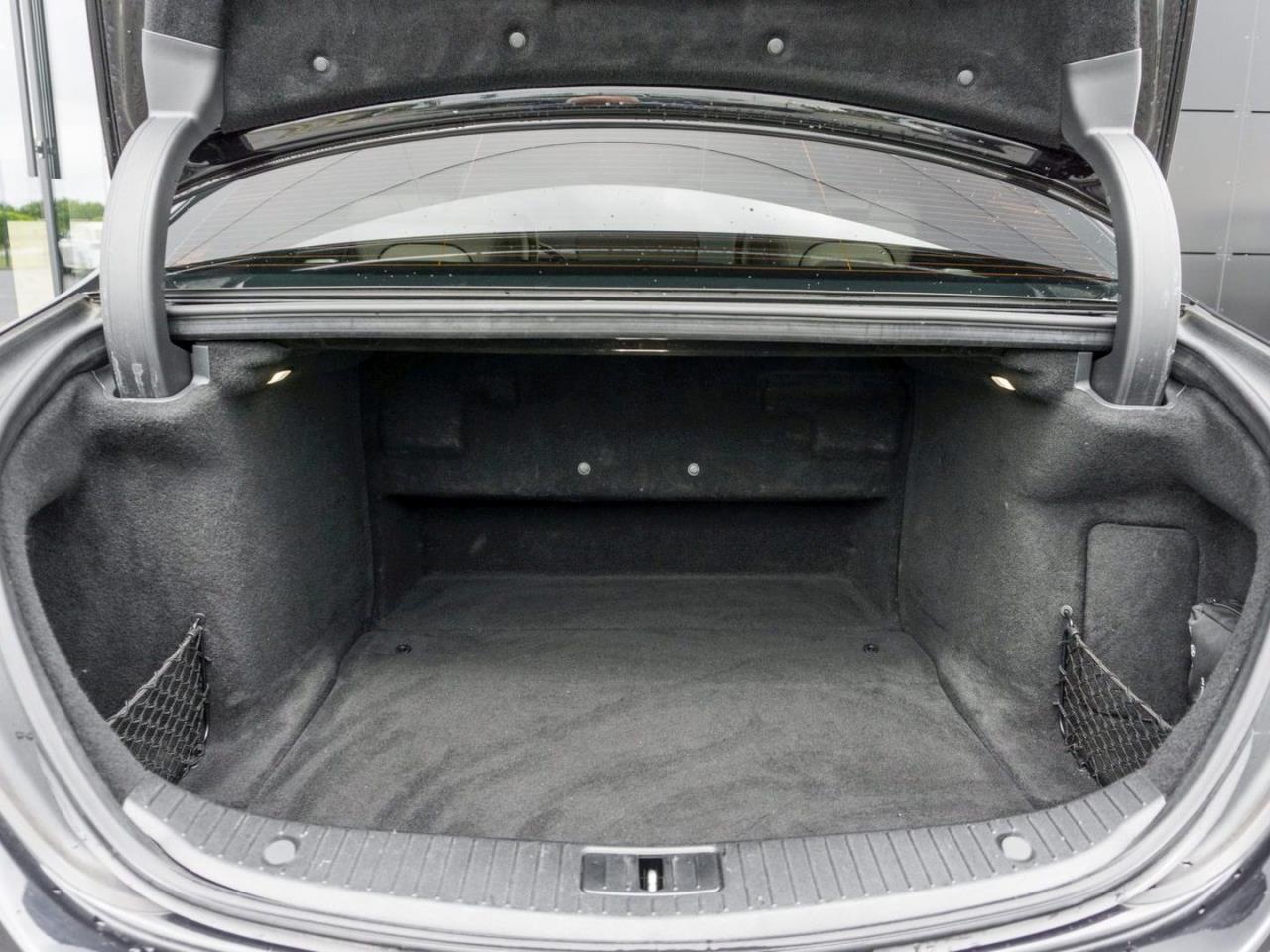 Mercedes-Benz GLC 220 d 4M AMG Night Panorama Kamera AHK