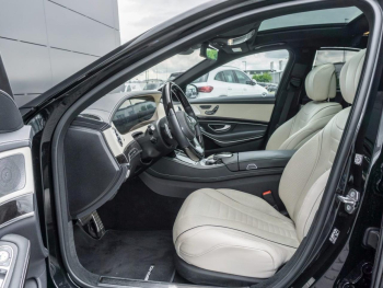 Mercedes-Benz GLC 220 d 4M AMG Night Panorama Kamera AHK
