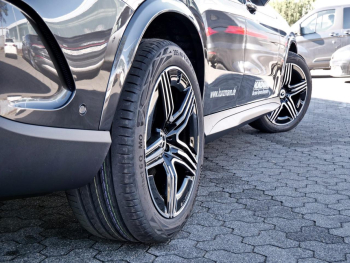 Mercedes-Benz GLC 220 d 4MATIC AMG Panorama Distronic AHK 360°