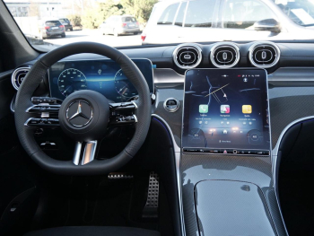 Mercedes-Benz GLC 220 d 4MATIC AMG Panorama Distronic AHK 360°