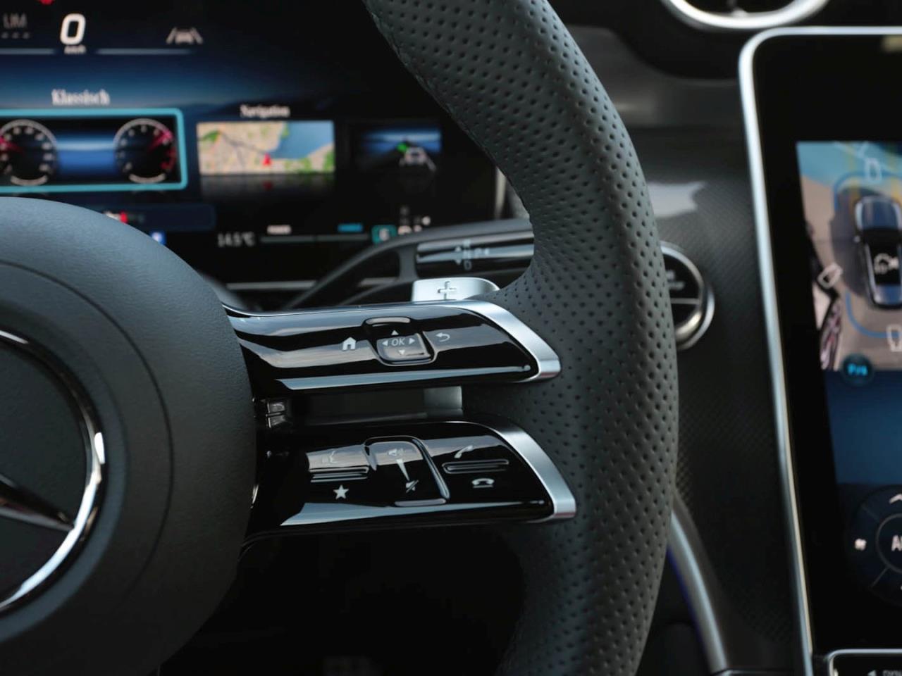 Mercedes-Benz GLC 220 d 4MATIC AMG Distronic Memory 360° AHK