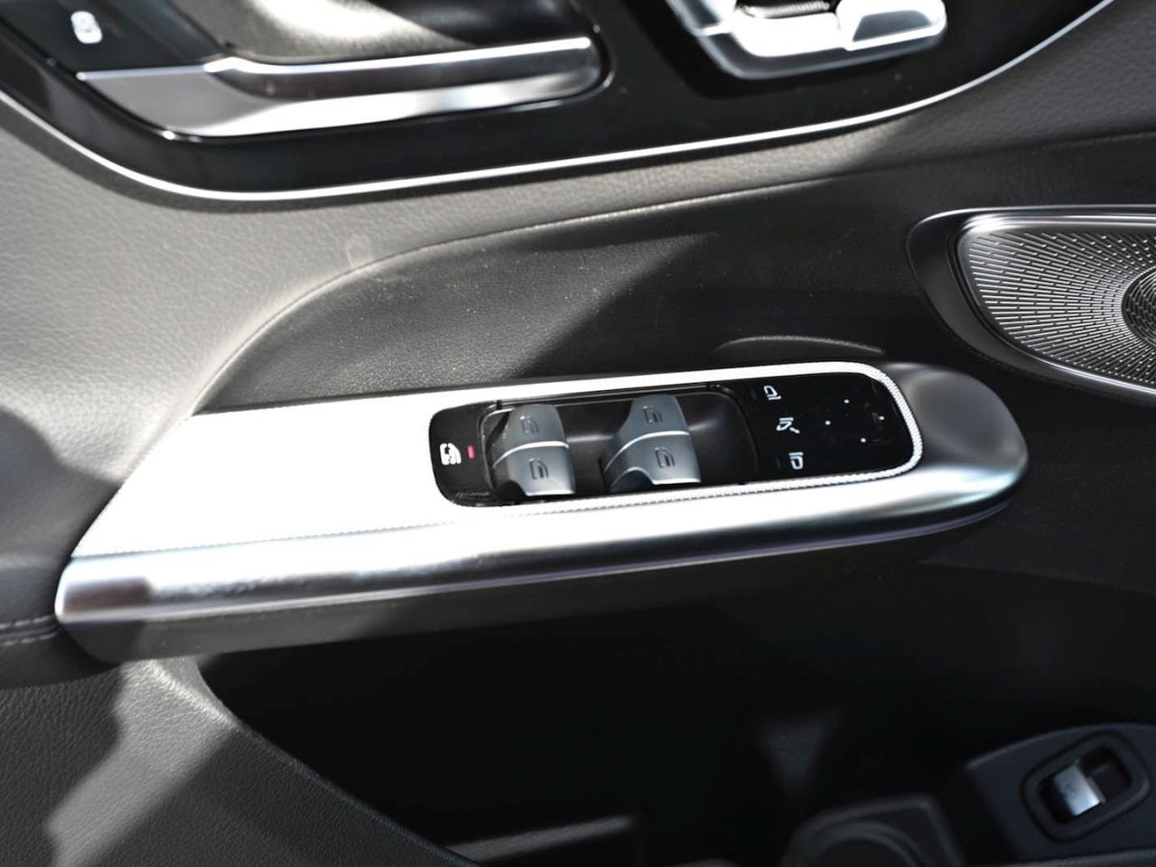 Mercedes-Benz GLC 220 d 4MATIC AMG Distronic Memory 360° AHK