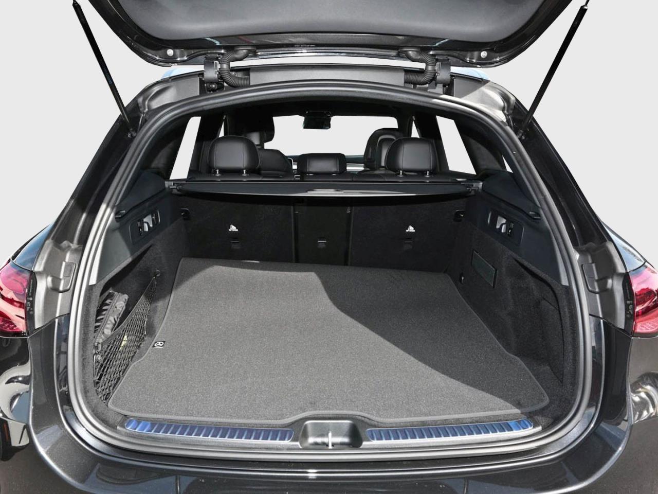 Mercedes-Benz GLC 220 d 4MATIC AMG Distronic Memory 360° AHK