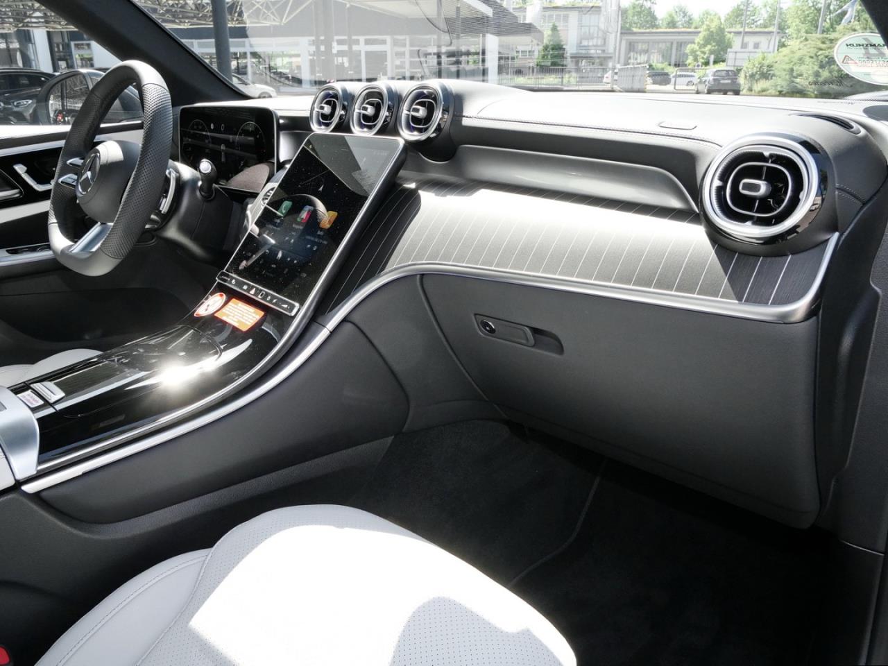 Mercedes-Benz GLC 220 d 4MATIC AMG Panorama Distronic  AHK 360°
