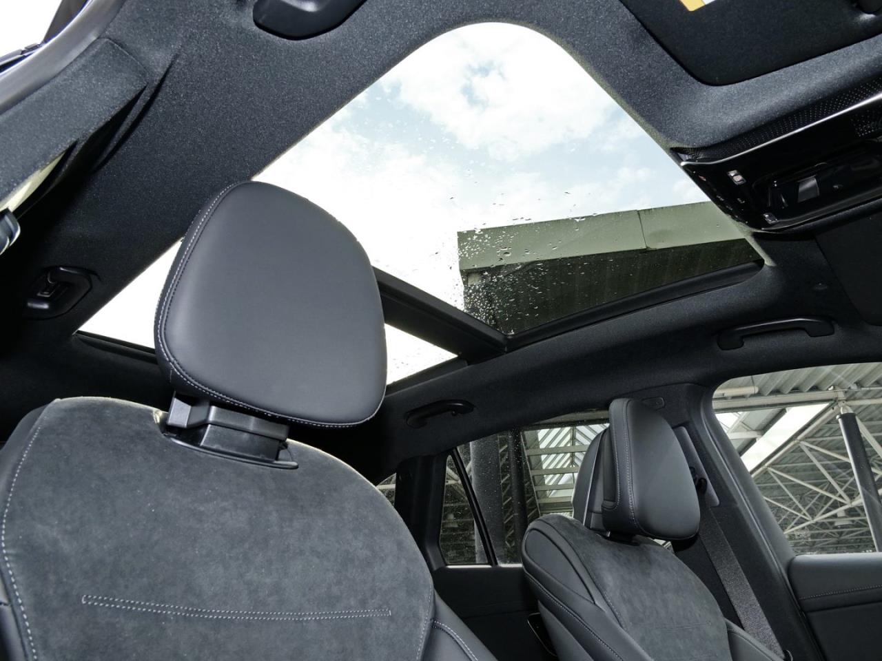 Mercedes-Benz GLC 220 d 4MATIC AMG Distronic 360° AHK Memory