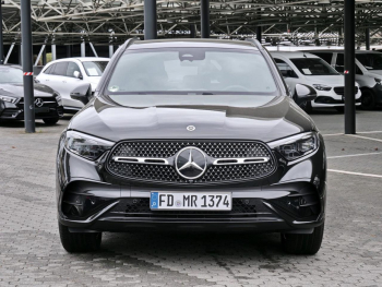 Mercedes-Benz GLC 220 d 4MATIC AMG Night Distronic AHK Panorama
