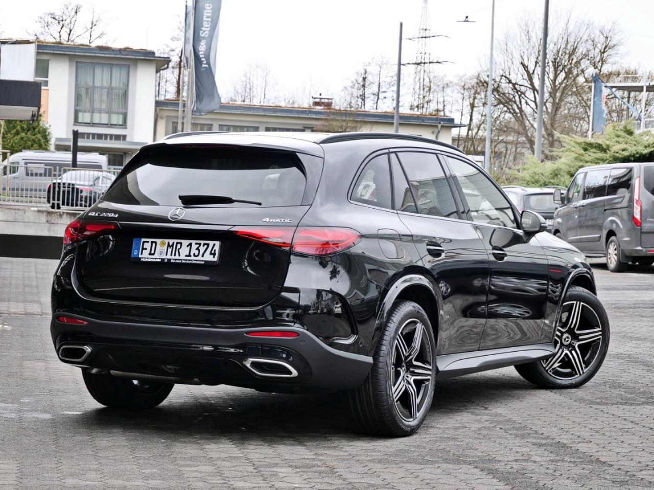 Mercedes-Benz GLC 220 d 4MATIC AMG Night Distronic AHK Panorama