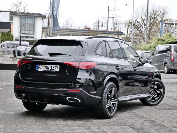 Mercedes-Benz GLC 220 d 4MATIC AMG Night Distronic AHK Panorama