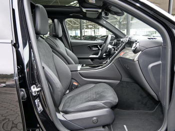 Mercedes-Benz GLC 220 d 4MATIC AMG Night Distronic AHK Panorama