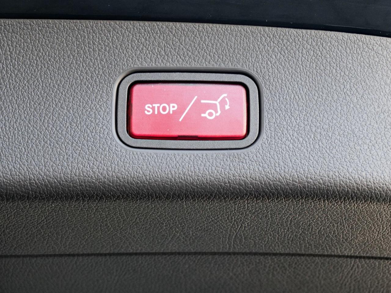 Mercedes-Benz GLC 220 d 4MATIC AMG Panorama Distronic 360° AHK