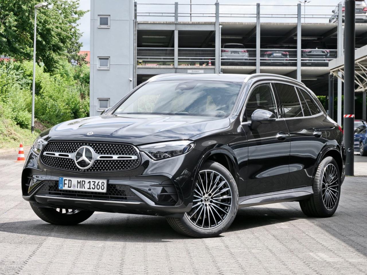 Mercedes-Benz GLC 220 d 4MATIC AMG Panorama Distronic 360° AHK