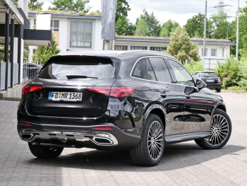 Mercedes-Benz GLC 220 d 4MATIC AMG Panorama Distronic 360° AHK